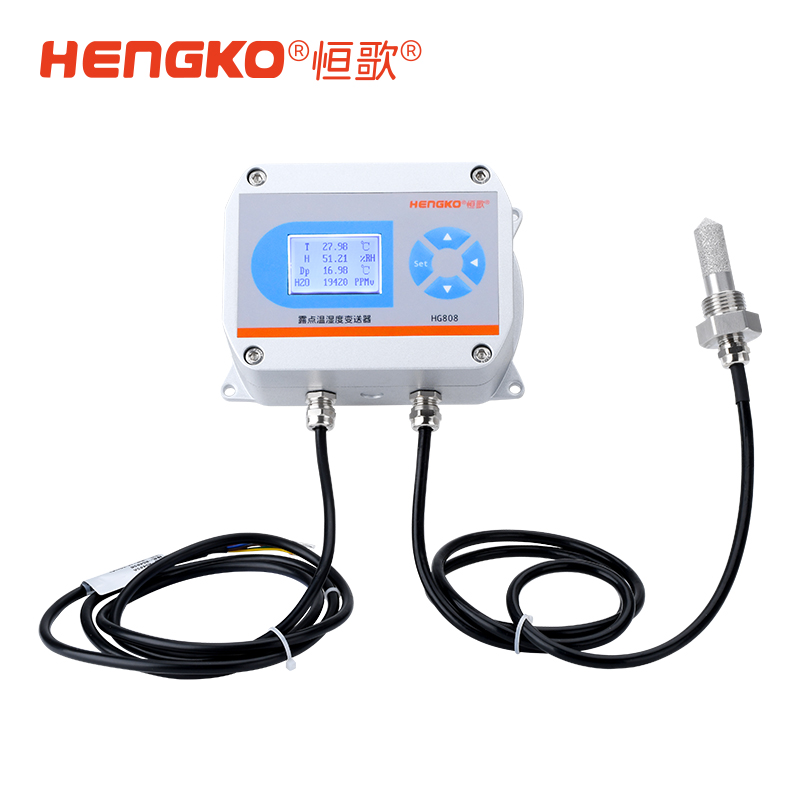 環(huán)境試驗箱配備溫濕度變送器：精準(zhǔn)模擬環(huán)境的核心保障?！